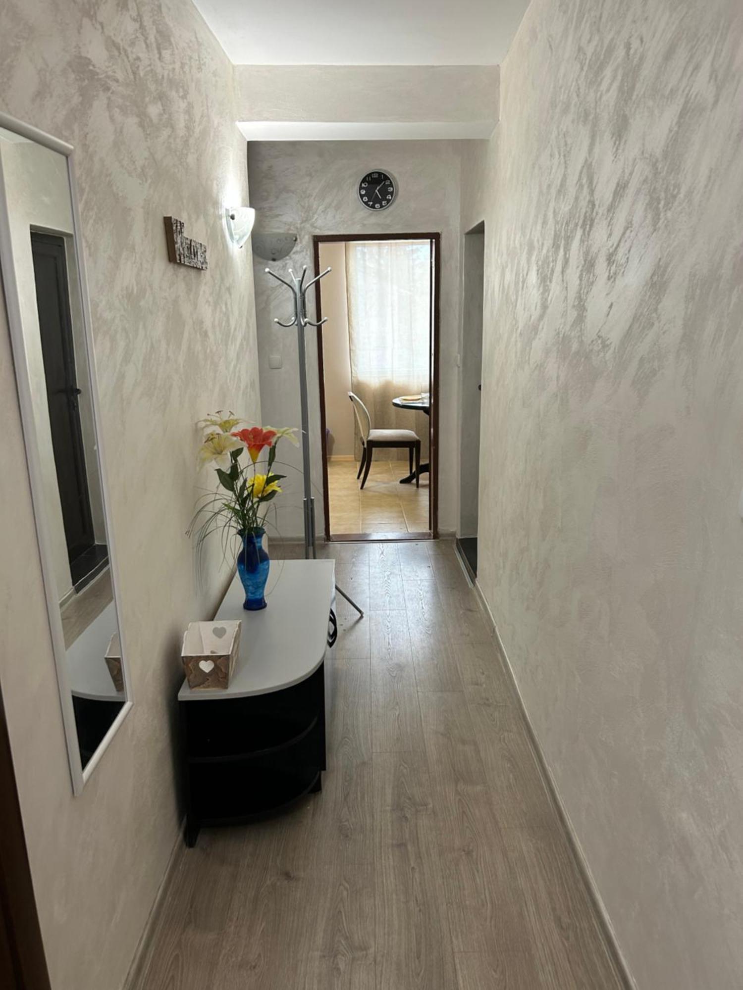 Apart House Ana Апартамент За Гости Ана Vratsa Dış mekan fotoğraf