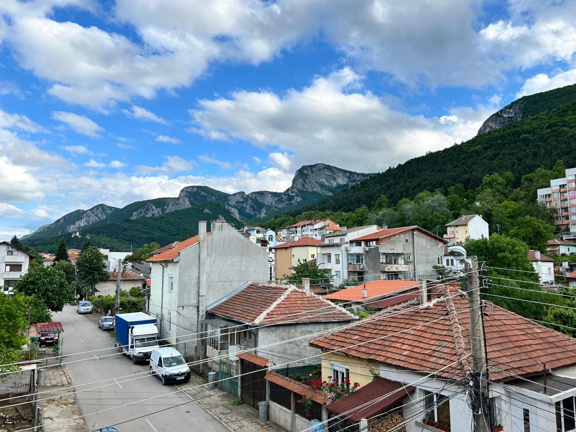 Apart House Ana Апартамент За Гости Ана Vratsa Dış mekan fotoğraf