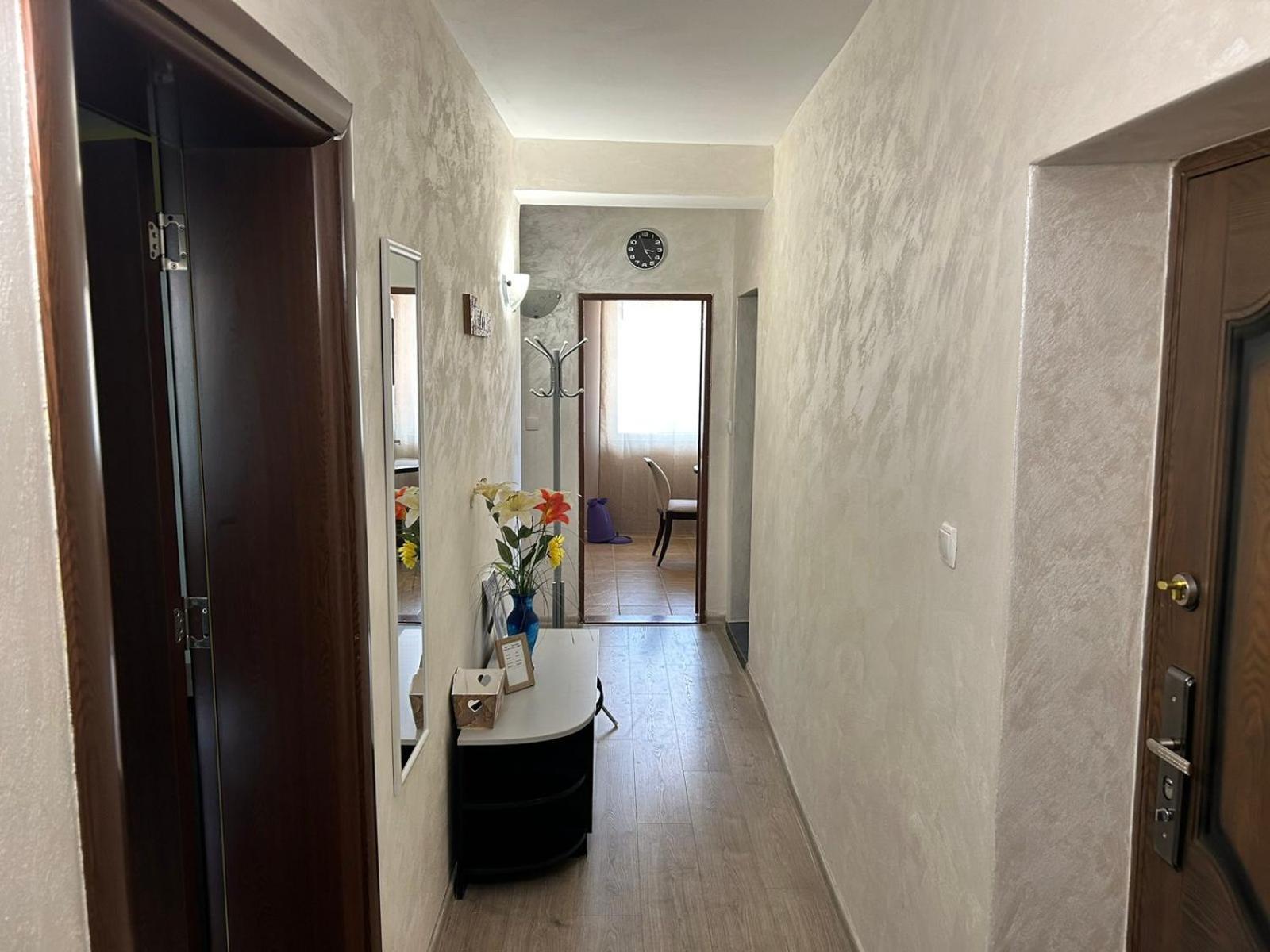 Apart House Ana Апартамент За Гости Ана Vratsa Dış mekan fotoğraf